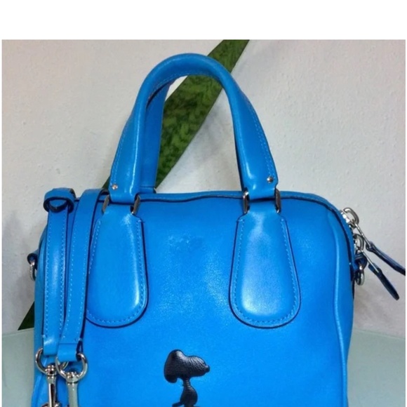 Limited Edition coach snoopy - Picture 2 of 4
